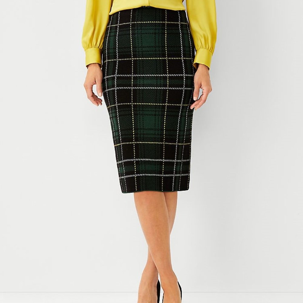 Ann Taylor Petite Plaid Sweater Pencil Skirt in XS Petite / NWT